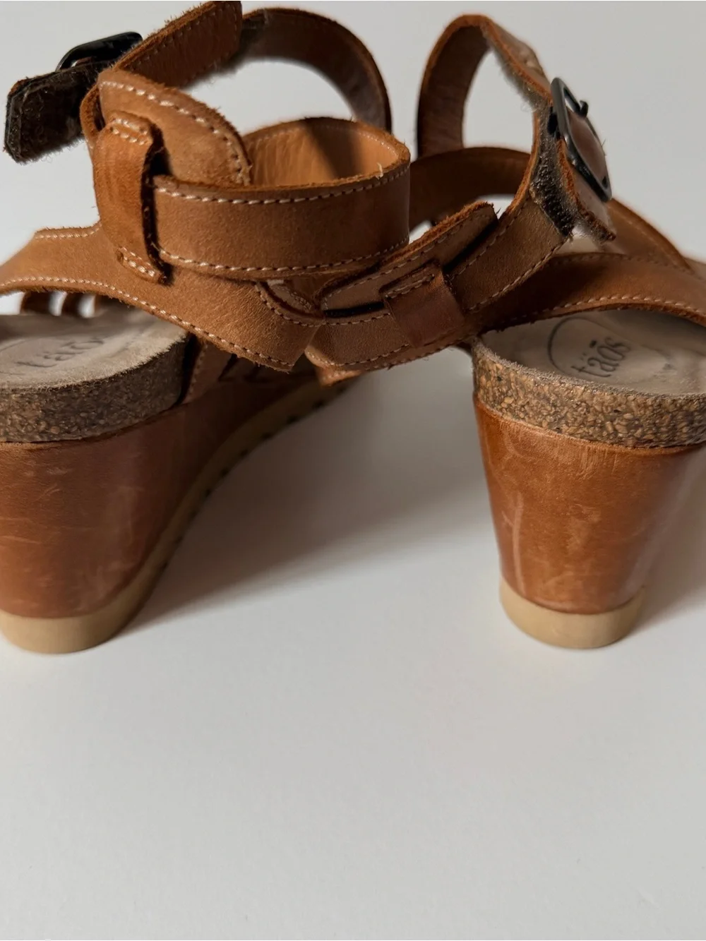 Taos Footwear Brown wedge Leather Strappy Sandals